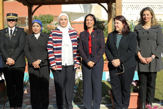 A group picture during the 6th of October Women’s Shelter opening in Giza on 10 December featuring (left to right) General Manal Atef, Head of the Violence against Women Unit at the Ministry of Interior; Magda Mahmoud, Rapporteur of National Council for Women (NCW) Giza Branch; Dr. Nevine Al-Kabbaj, Deputy Minister of Social Solidarity; Dr. Maya Morsy, President of NCW; Rebecca Latorraca, USAID/Egypt Deputy Mission Director, Gielan ElMessiri, UN Women Head of Office, a.i. (Photo Credit: UN Women/ Alex Maher) 