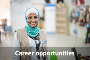 Career opportunities. (Photo: A camp assistant at UN Women’s first Oasis—a centre for refugee women and girls to access emergency aid and specialized gender-based violence services at Za’atari refugee camp in northern Jordan, October 2018. Credit: UN Women/Christopher Herwig.)